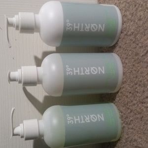 NWT 39° North shampoo conditioner and body wash bundle plus goodies